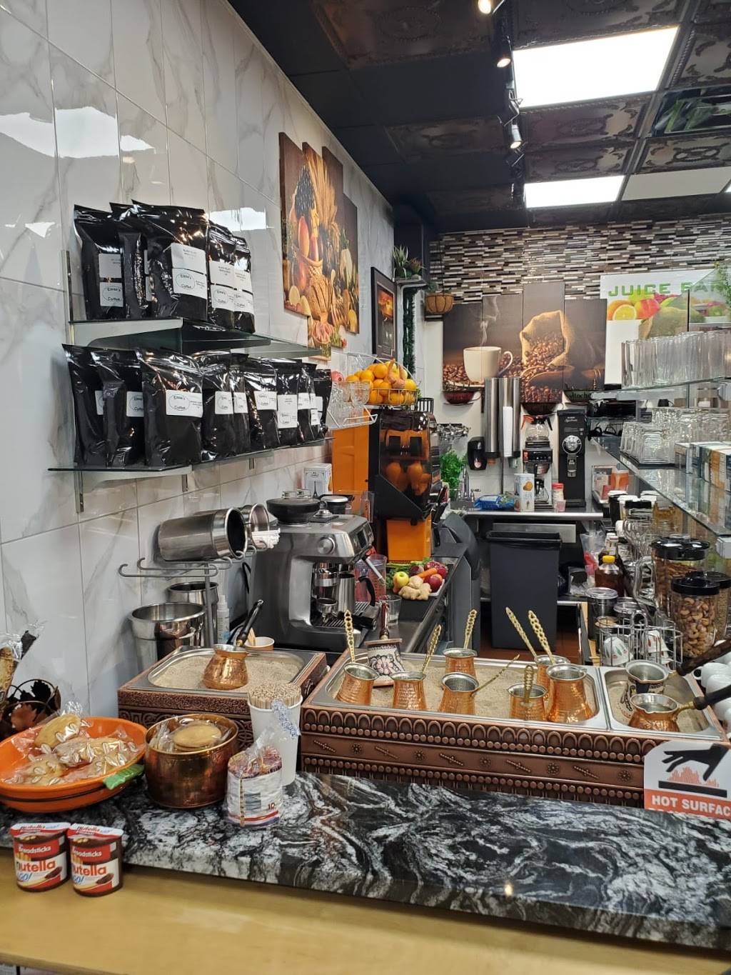 Oasis Kitchen | restaurant | 13210 Michigan Ave, Dearborn, MI 48126, USA | 3132890223 OR +1 313-289-0223