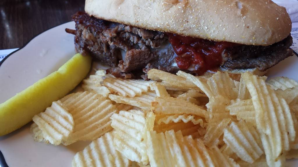 Lamplighter | restaurant | 8850 Unionville Rd, Sebewaing, MI 48759, USA | 9898839224 OR +1 989-883-9224