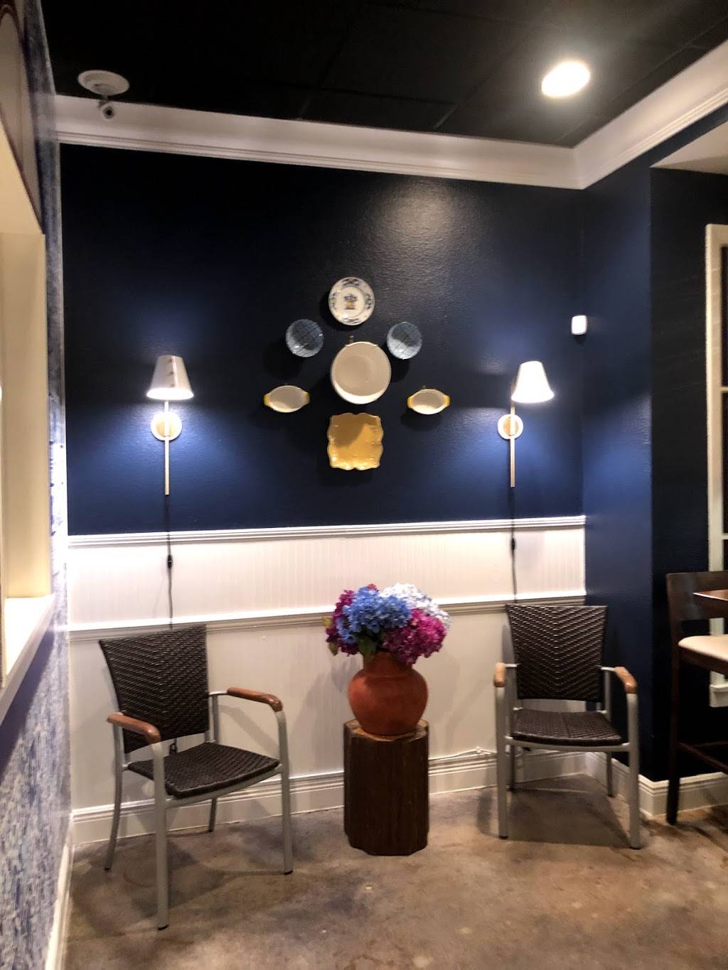 Lisbon Portuguese restaurant | restaurant | Marketplace, Orlando, FL 32819, USA | 4076350002 OR +1 407-635-0002