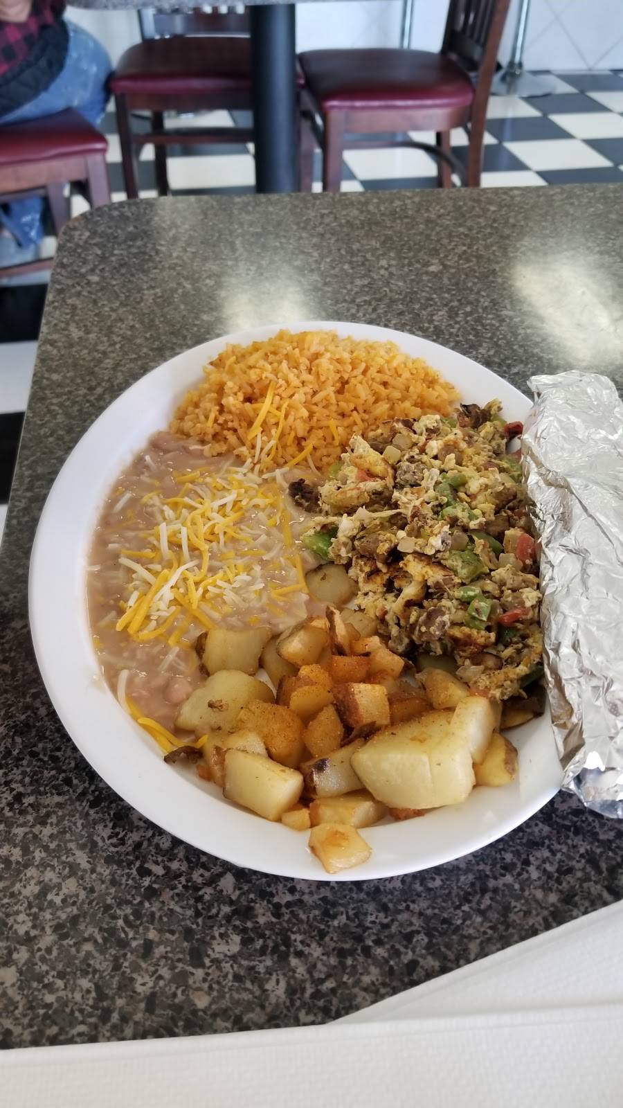 Fresh Burrito Mexican Grill | restaurant | 2855 Johnson Dr, Ventura, CA 93003, USA | 8056581688 OR +1 805-658-1688