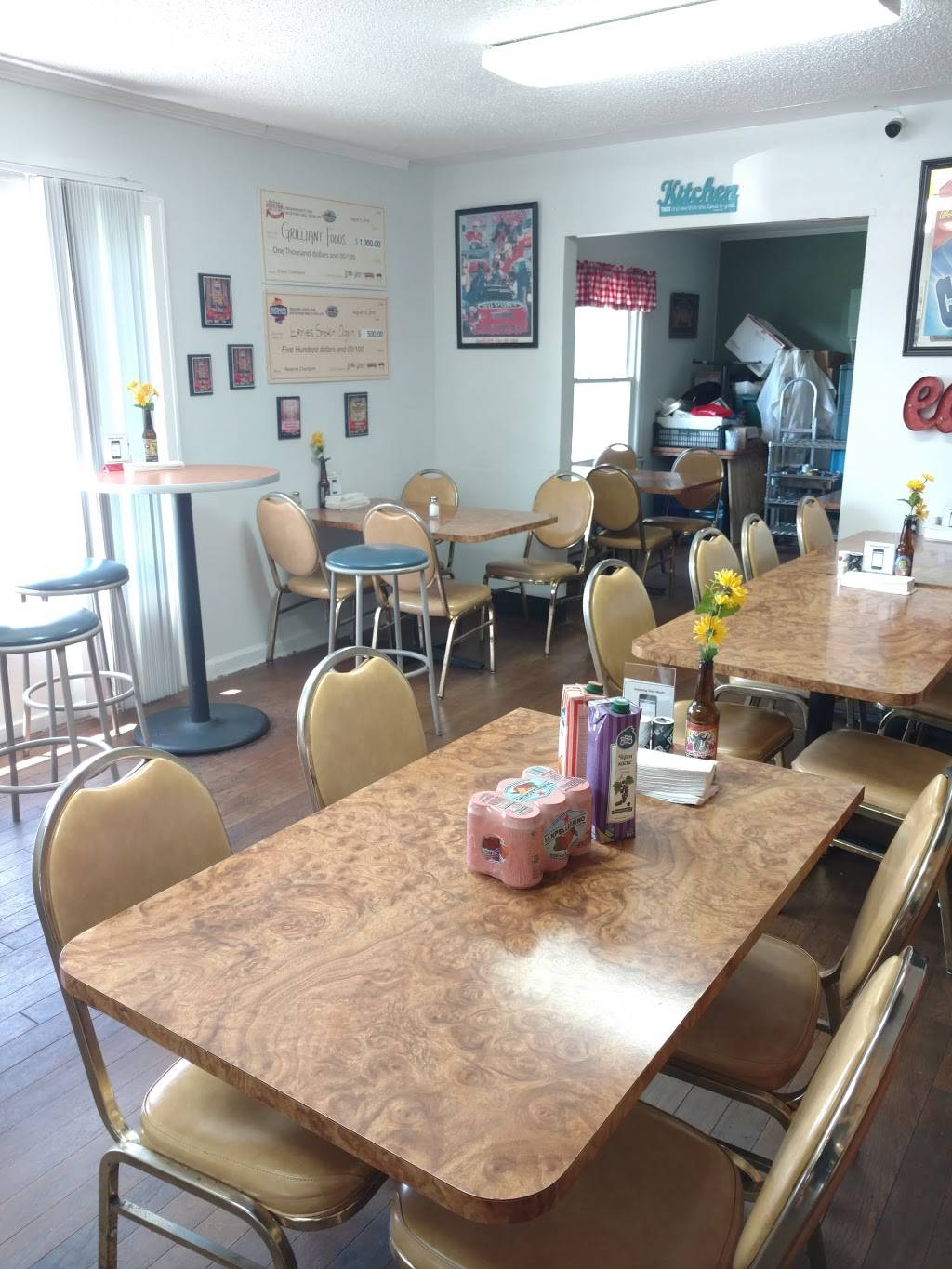 Grilliant Foods | restaurant | 4320 W 96th St, Indianapolis, IN 46268, USA | 3173348797 OR +1 317-334-8797