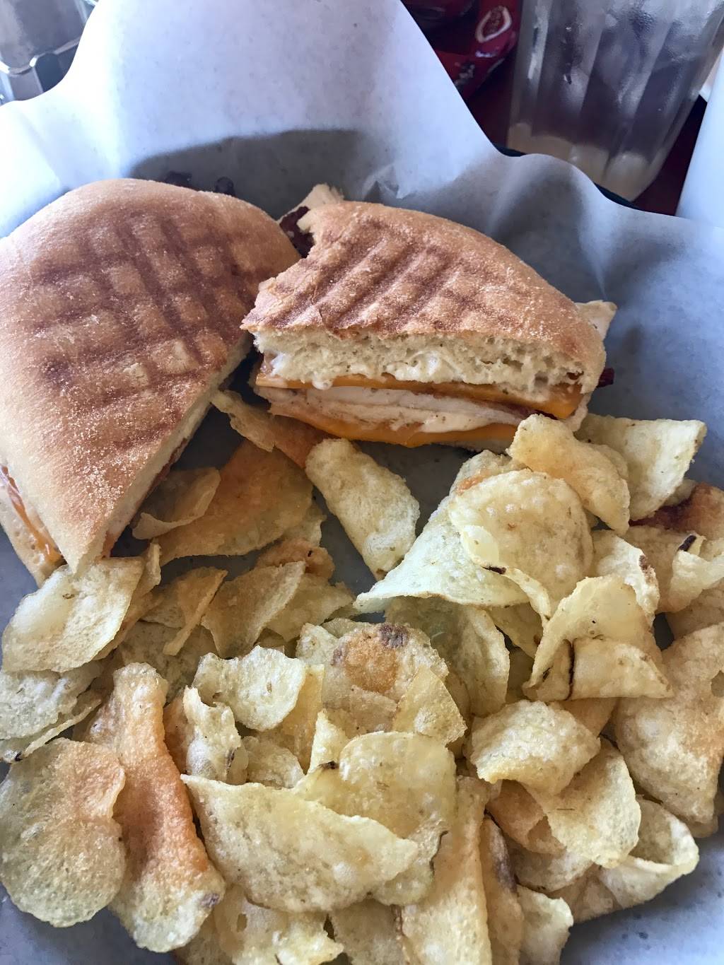 Front Street Café | cafe | 120 Front St, New Richmond, OH 45157, USA | 5135534800 OR +1 513-553-4800