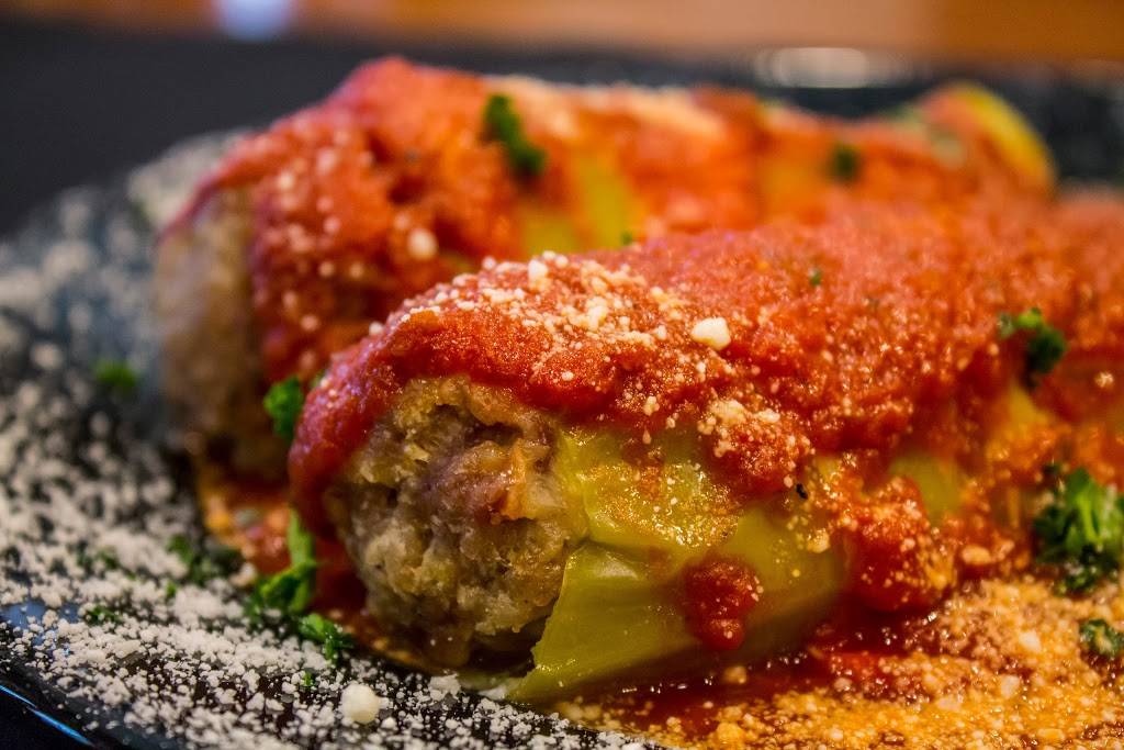 Blue Wolf Tavern | restaurant | 1295 Boardman-Canfield Rd, Boardman, OH 44512, USA | 3307261736 OR +1 330-726-1736