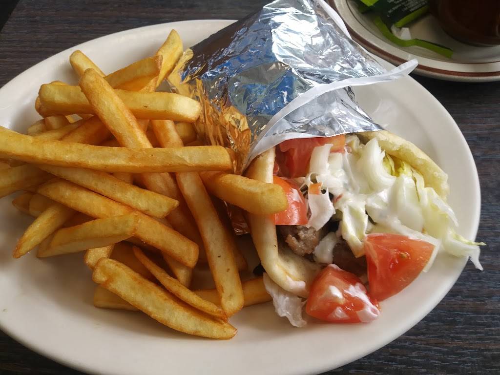 Steves Doghouse | restaurant | 3850 Pearl Rd, Cleveland, OH 44109, USA | 2163981446 OR +1 216-398-1446