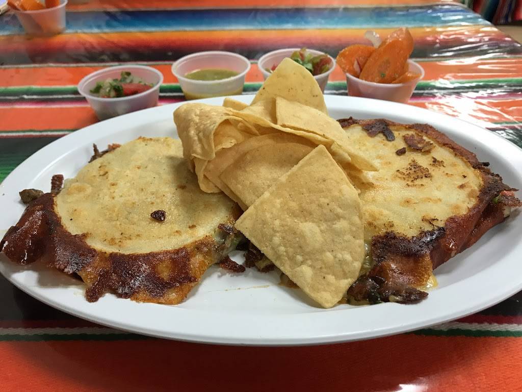 Gus Tacos Mexican Grill | restaurant | 2320 Fletcher Dr, Los Angeles, CA 90039, USA | 2134008775 OR +1 213-400-8775