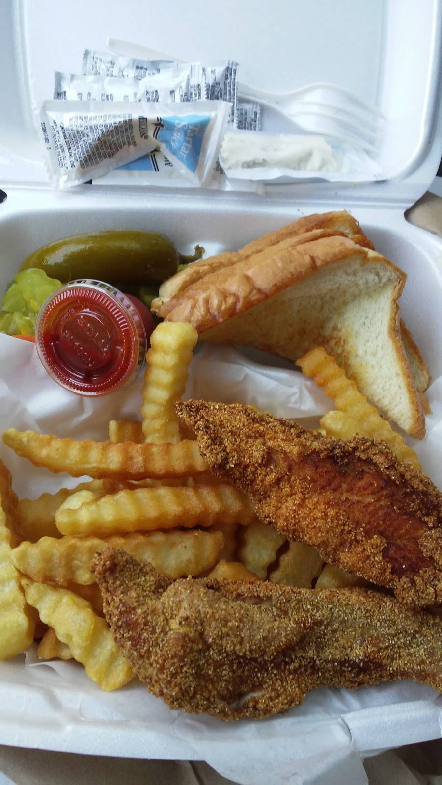 Ronnies Catfish & More | meal takeaway | 2538 S 2nd Ave, Dallas, TX 75210, USA | 2144211995 OR +1 214-421-1995