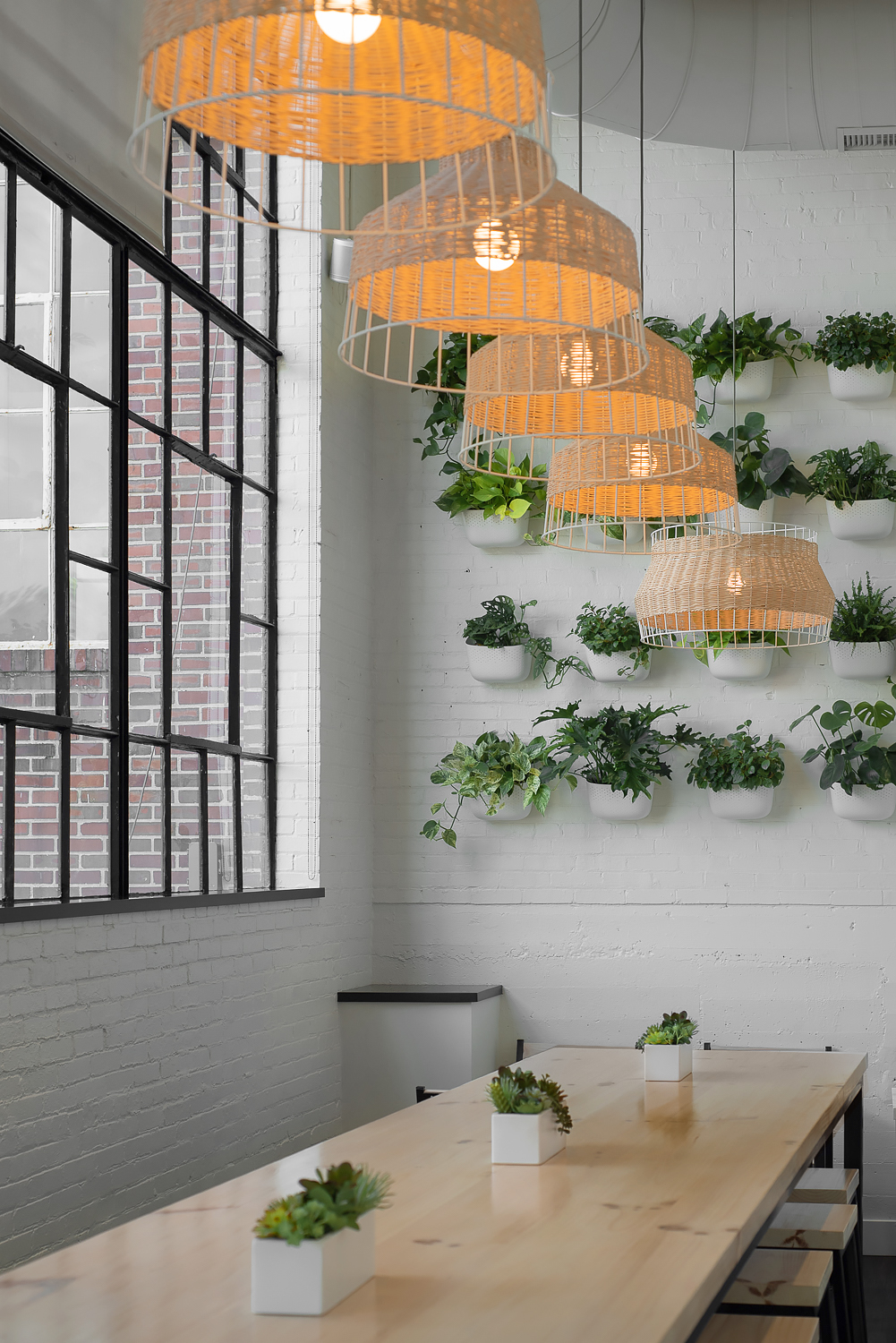 BLUEROOT | restaurant | Pepper Place, 2829 2nd Ave S, Birmingham, AL 35233, USA | 2055027000 OR +1 205-502-7000