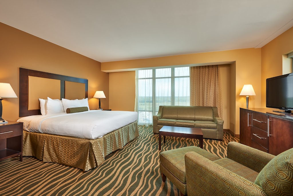 Kickapoo Lucky Eagle Casino Hotel | restaurant | 794 Lucky Eagle Dr, Eagle Pass, TX 78852, USA | 8307732255 OR +1 830-773-2255