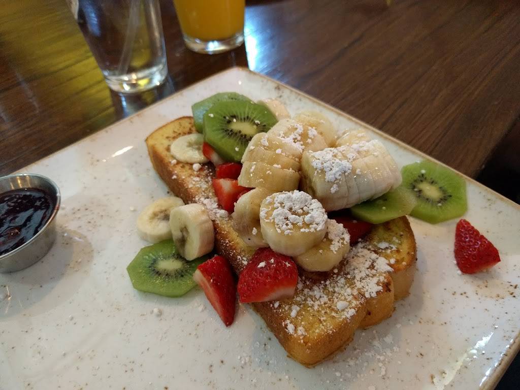 First Watch - N. Black Canyon Hwy | restaurant | 9645 N Black Canyon Hwy, Phoenix, AZ 85021, USA | 6029433232 OR +1 602-943-3232