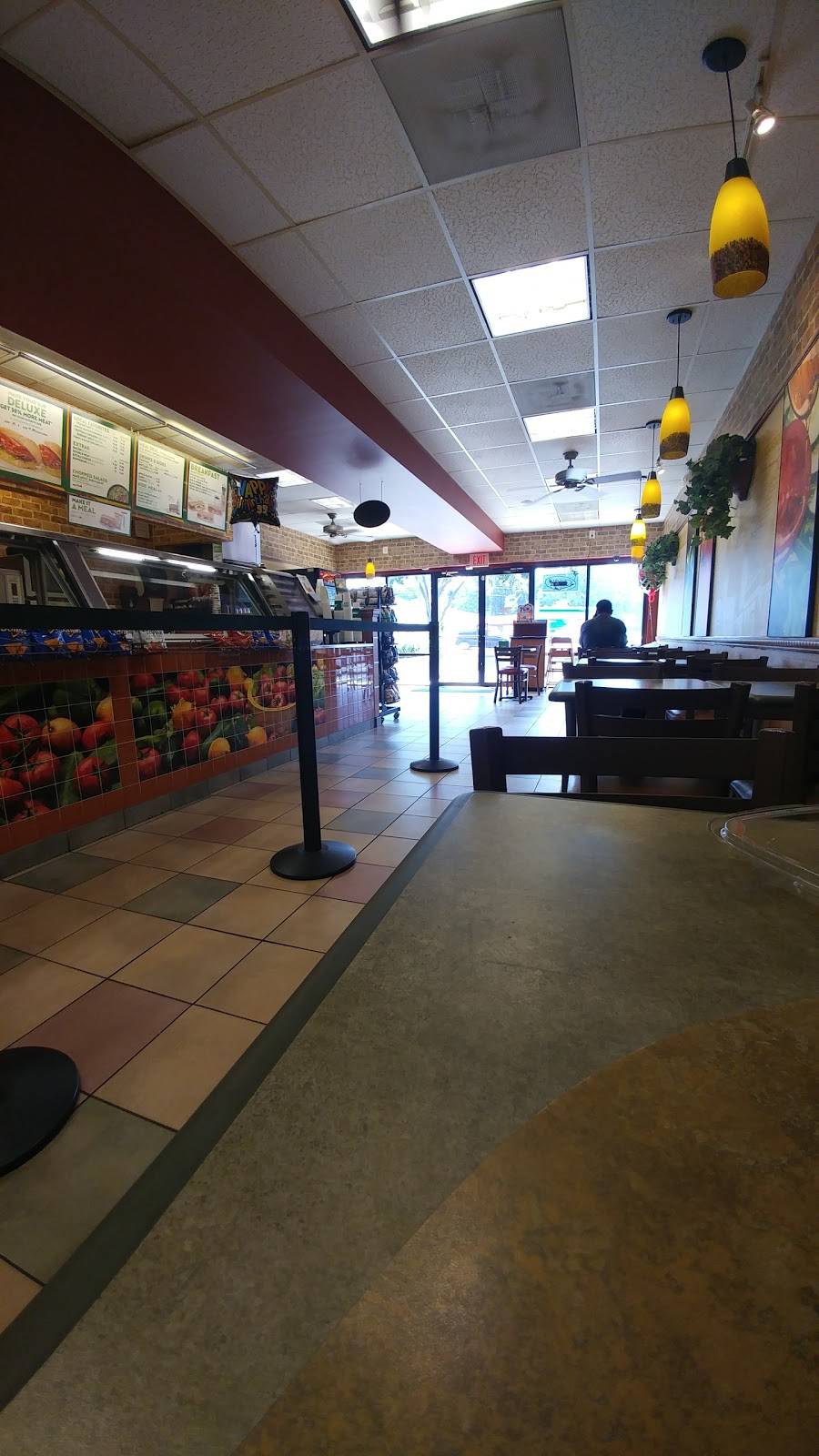 Subway | restaurant | 8558 Old Lee Hwy, Fairfax, VA 22031, USA | 7035606977 OR +1 703-560-6977