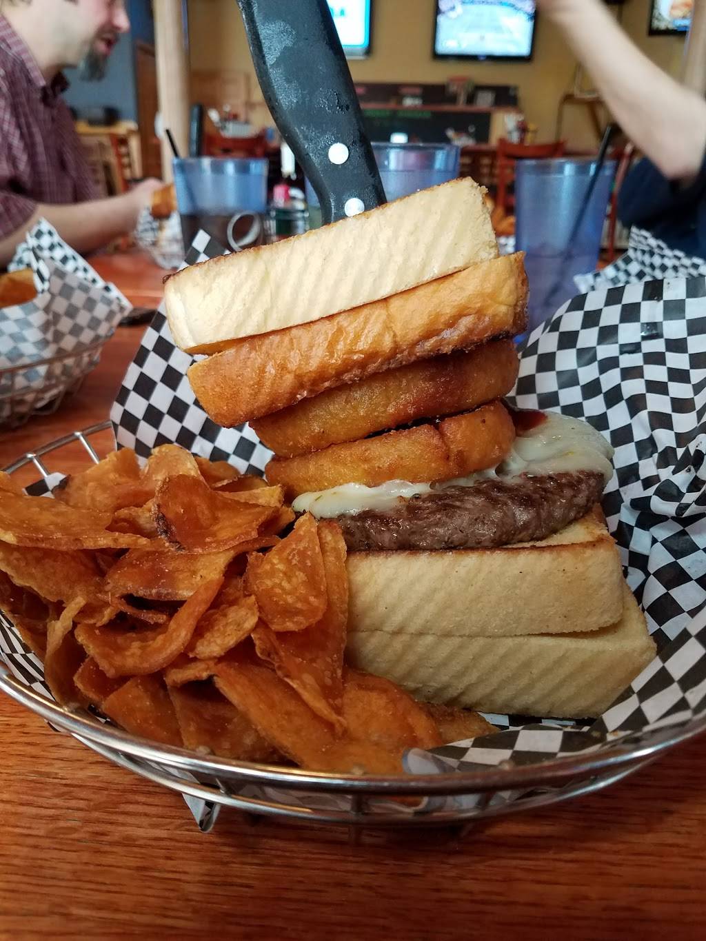 Corner Pocket | restaurant | 301 De Witt St #2199, Portage, WI 53901, USA | 6087423270 OR +1 608-742-3270