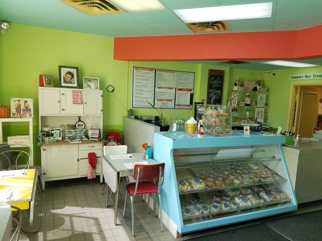 Polish Kitchen | restaurant | 31339 Harper Ave, St Clair Shores, MI 48082, USA | 5862940631 OR +1 586-294-0631