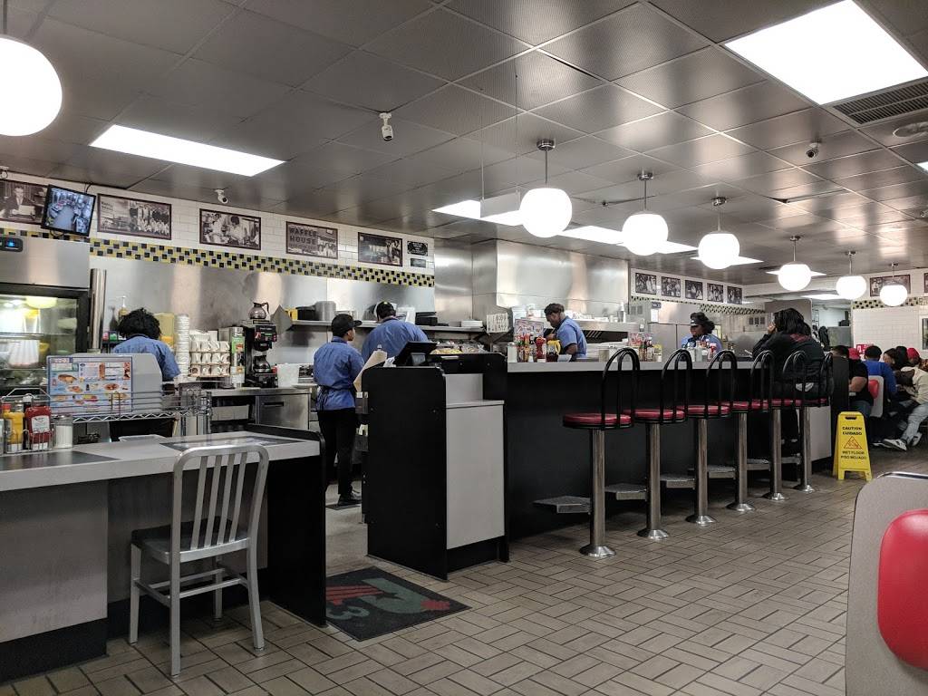 Waffle House | meal takeaway | 7125 Winchester Rd, Memphis, TN 38125, USA | 9015627805 OR +1 901-562-7805