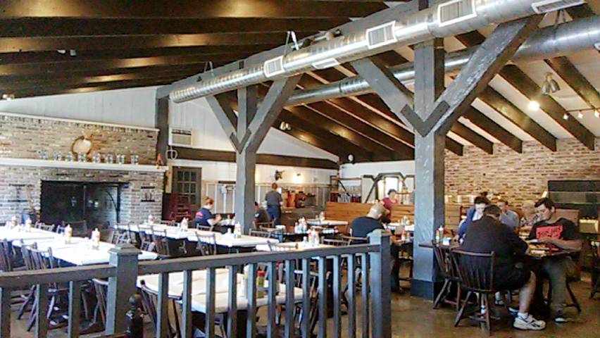 Bessingers BBQ | restaurant | 1602 Savannah Hwy, Charleston, SC 29407, USA | 8435561354 OR +1 843-556-1354