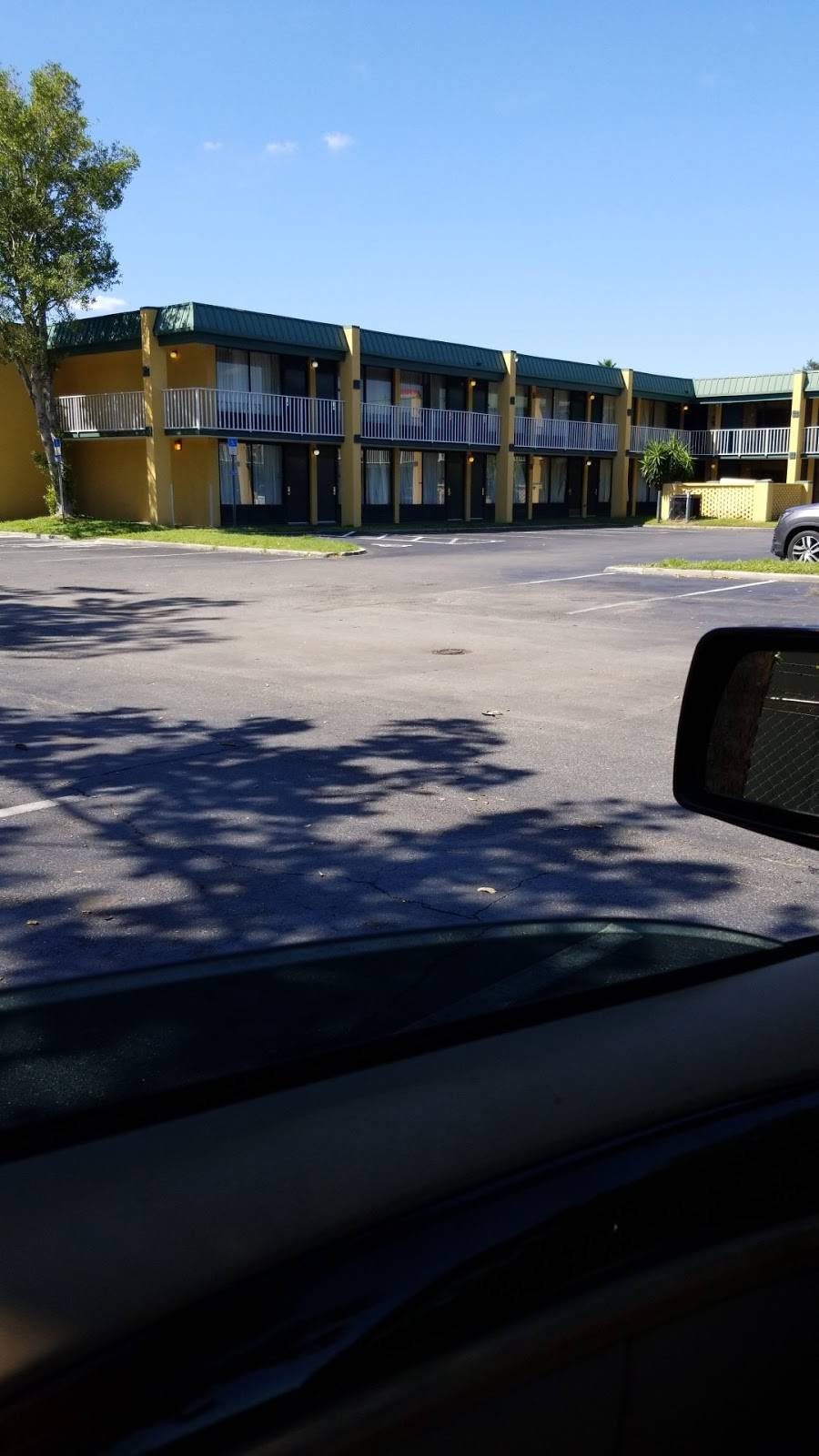 Hartfield Restaurant | restaurant | 6802 Commonwealth Ave, Jacksonville, FL 32254, USA | 9047816000 OR +1 904-781-6000