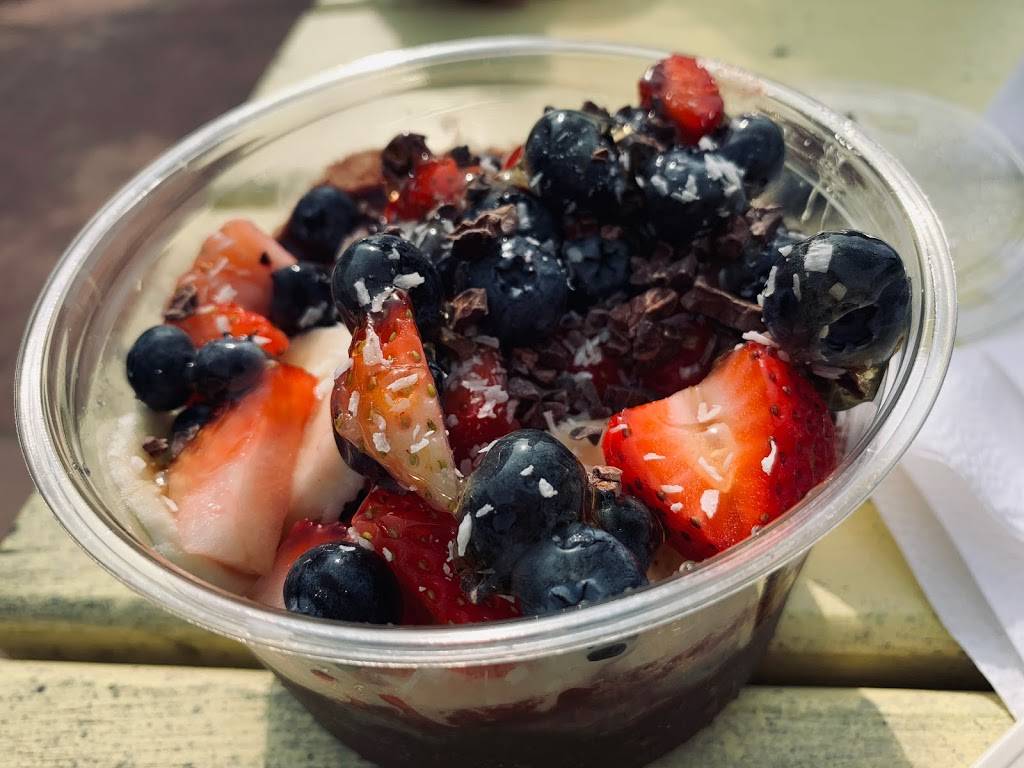 Jonis | restaurant | 28 S Etna Ave Ste 9, Montauk, NY 11954, USA | 6316683663 OR +1 631-668-3663