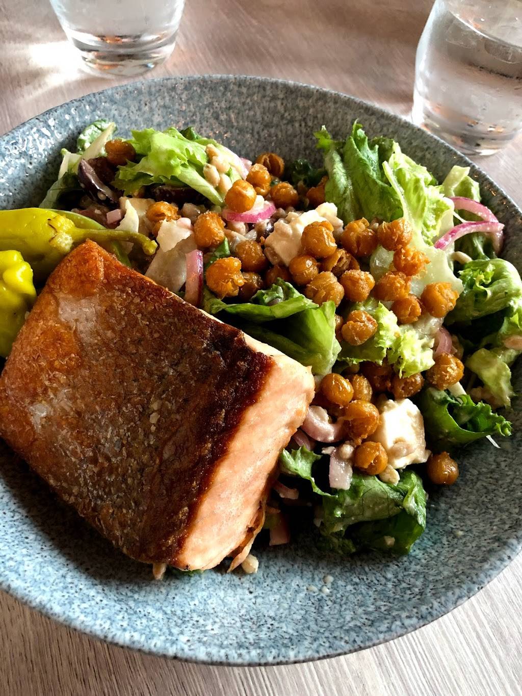 Avola Kitchen + Bar | restaurant | 625 N Morehall Rd, Malvern, PA 19355, USA | 4843288584 OR +1 484-328-8584