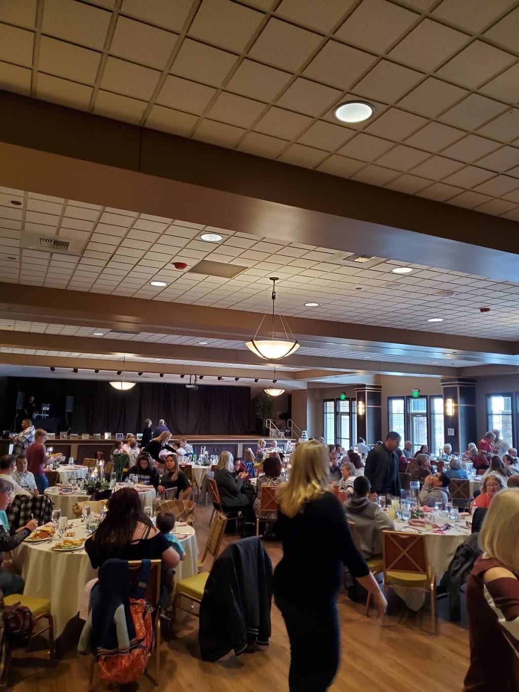 The Creekside Restaurant | restaurant | 8455 Heritage Dr, Brighton, CO 80602, USA | 7206851011 OR +1 720-685-1011