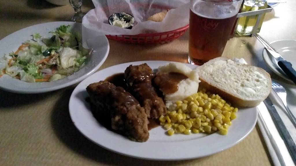 Bogeys Bar & Grill | restaurant | 3535 Upland Ave, Lowellville, OH 44436, USA | 3307506062 OR +1 330-750-6062