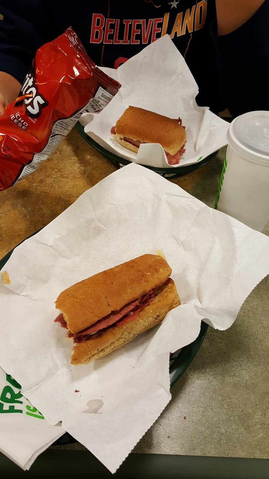 Subway | restaurant | 600 W Pearl St, Tremont, IL 61568, USA | 3099257600 OR +1 309-925-7600