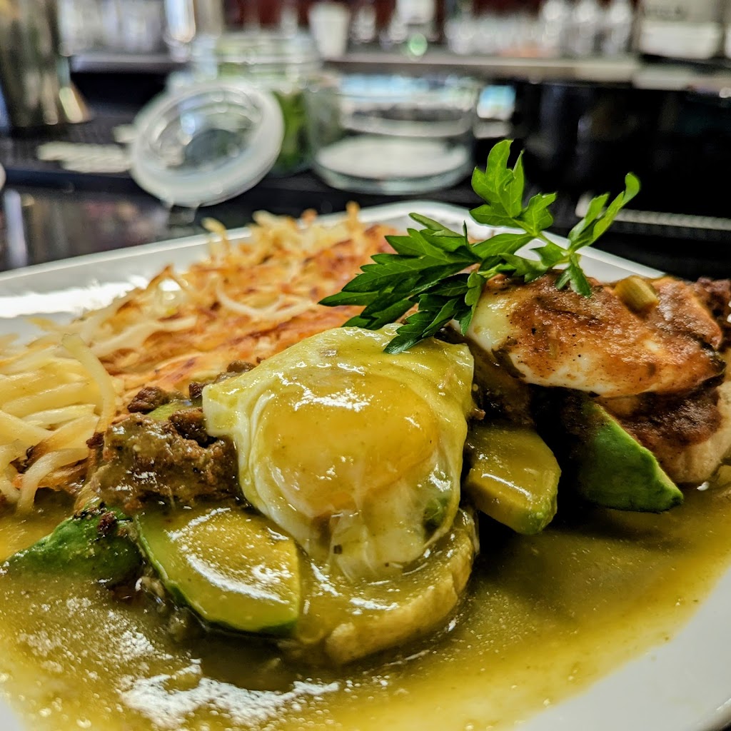 Roosters On The River | restaurant | 1379 Garden Hwy, Sacramento, CA 95833, USA | 9164184512 OR +1 916-418-4512