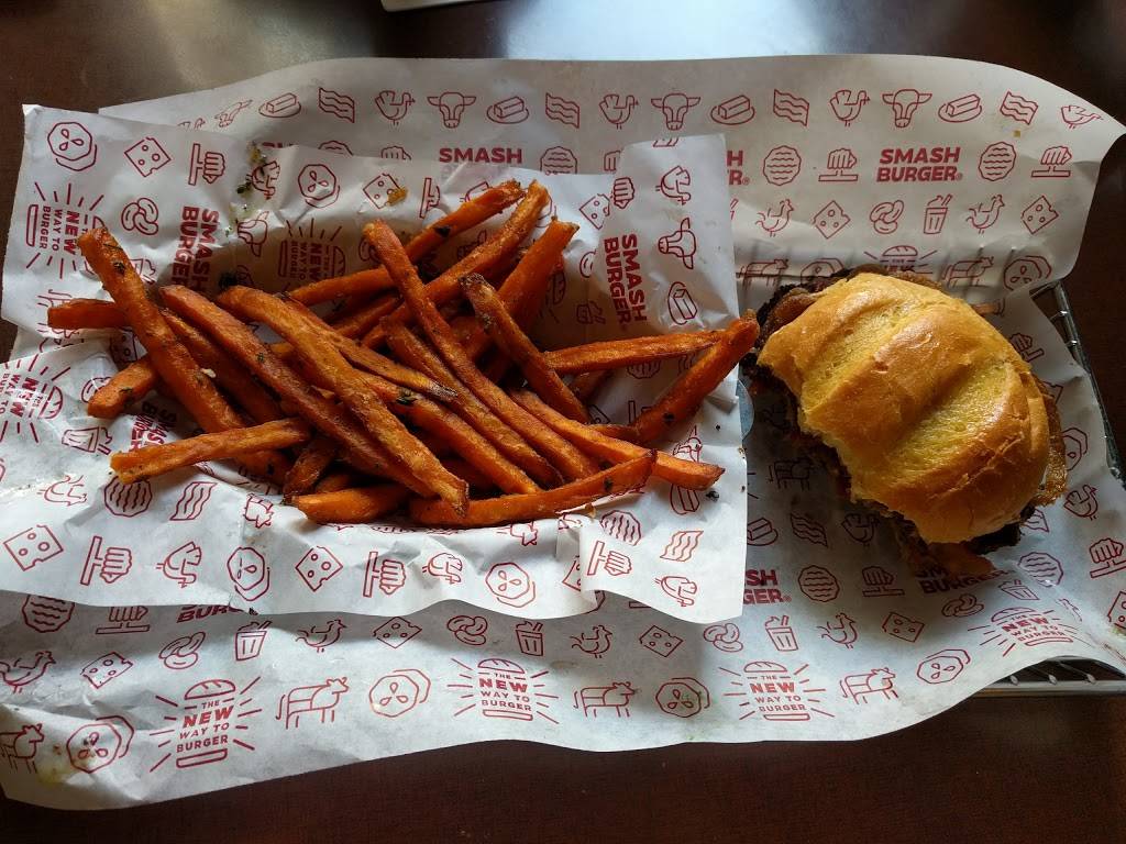 Smashburger | restaurant | 975 W John Carpenter Fwy, Irving, TX 75039, USA | 2143022681 OR +1 214-302-2681