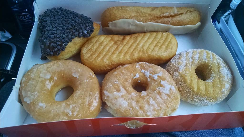 Dunkin | bakery | 201 N Circle Dr, Colorado Springs, CO 80909, USA | 7196347877 OR +1 719-634-7877