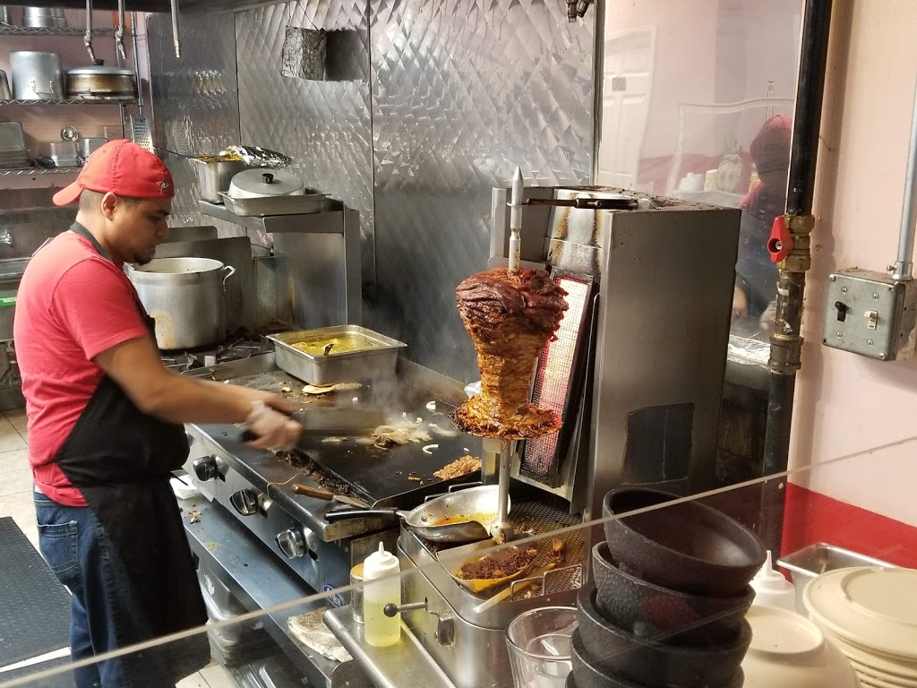 Taqueria El Heredero | restaurant | 2624 W North Ave, Chicago, IL 60647, USA | 7736878847 OR +1 773-687-8847