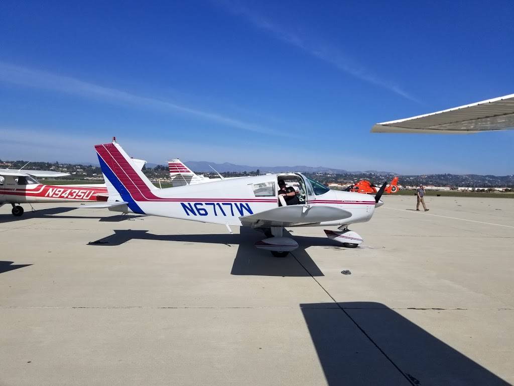 Camarillo Airport Waypoint Cafe | restaurant | 325 Durley Ave, Camarillo, CA 93010, USA | 8053882535 OR +1 805-388-2535