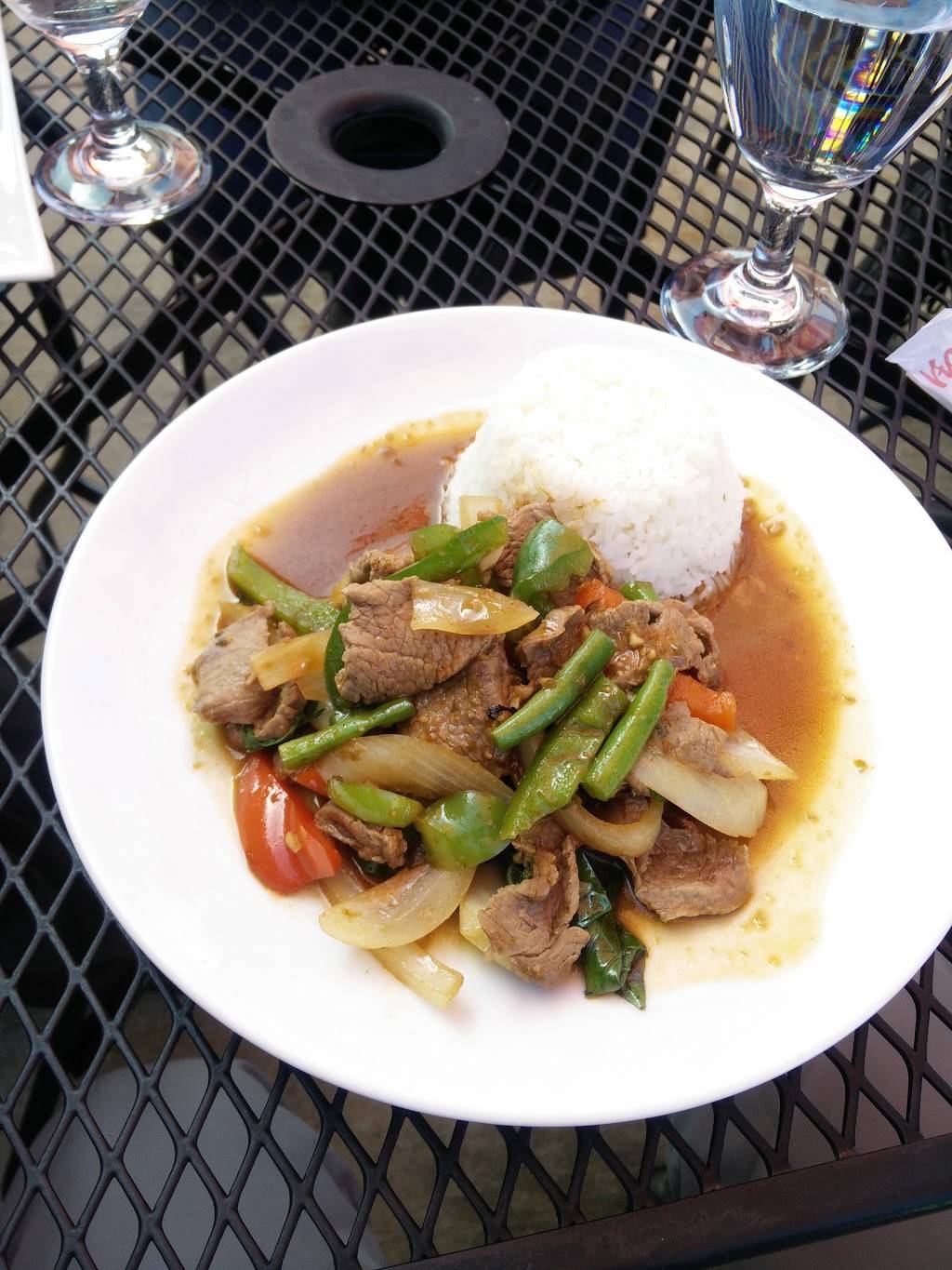 Red Curry Thai Restaurant | restaurant | 4724 Lower Roswell Rd, Marietta, GA 30068, USA | 7709774111 OR +1 770-977-4111