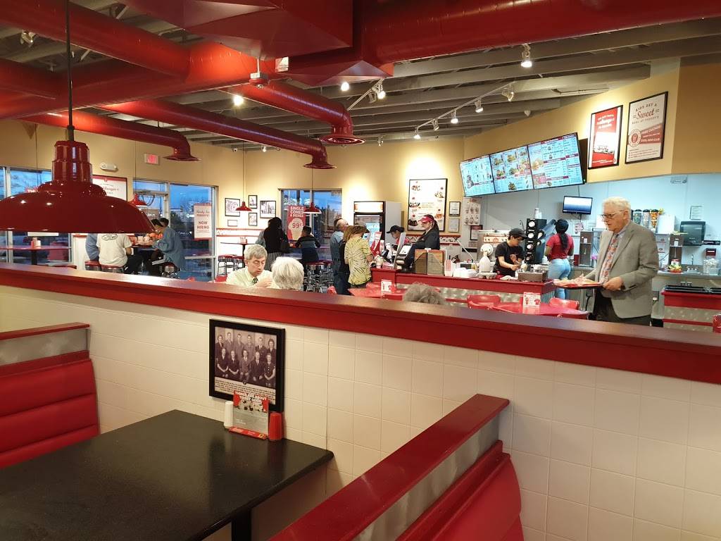 Freddys Frozen Custard & Steakburgers | restaurant | 1103 S Iola St, Aurora, CO 80012, USA | 3033688331 OR +1 303-368-8331