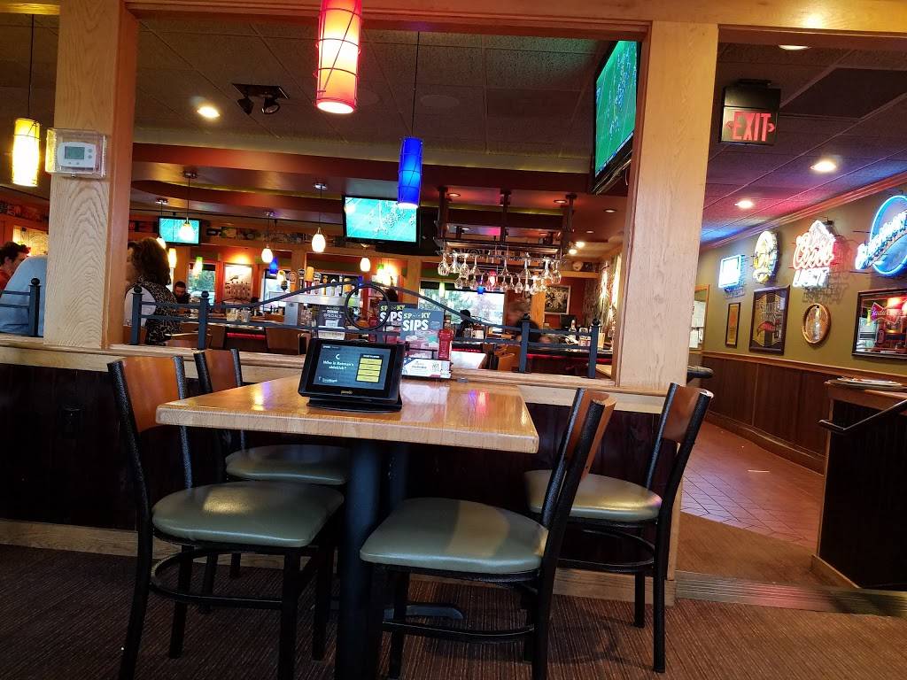 Applebees Grill + Bar | restaurant | 11 Gurnet Rd, Brunswick, ME 04011, USA | 2077219920 OR +1 207-721-9920