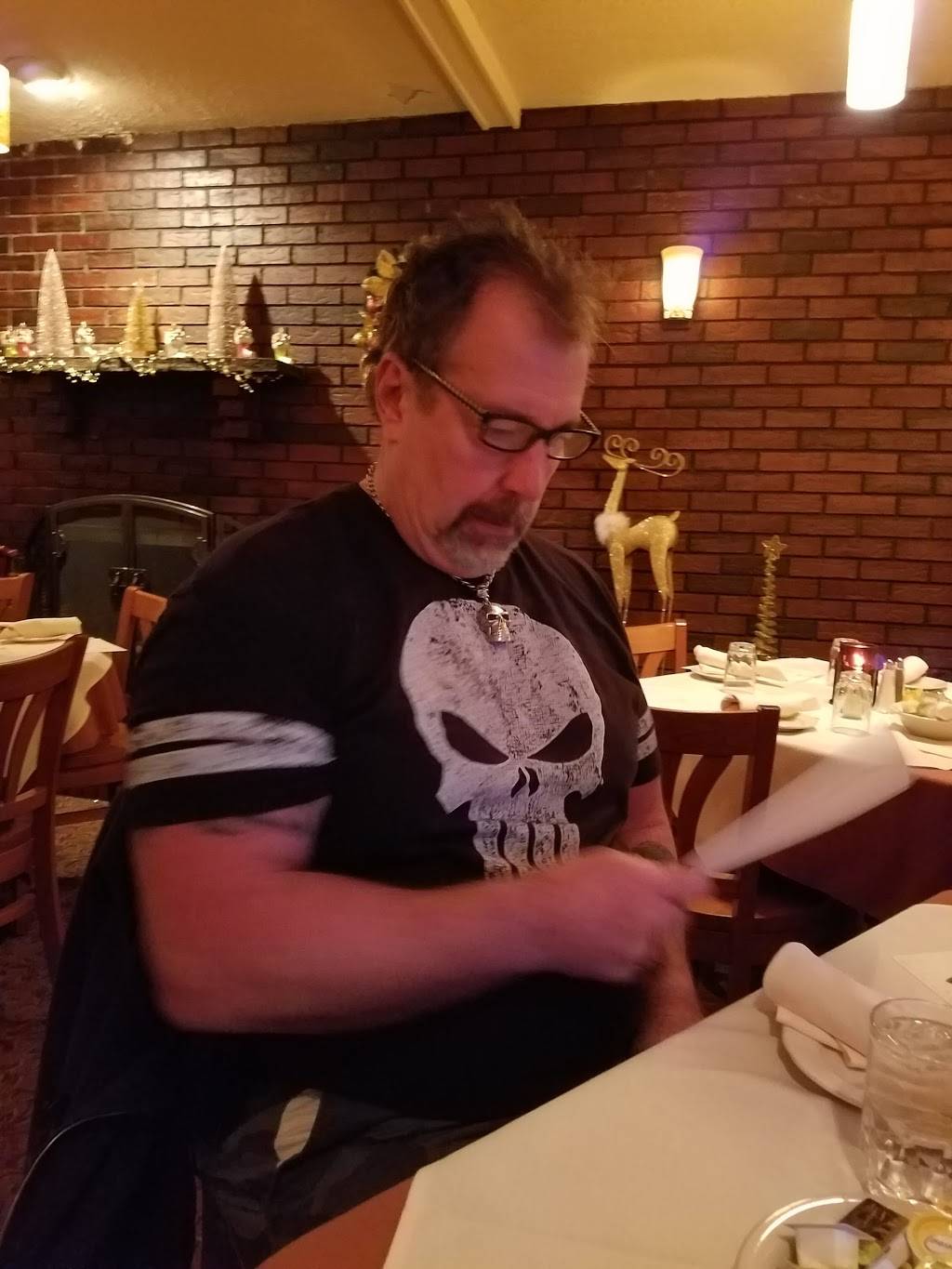 Greenville Inn | restaurant | 36 Smith Ave, Greenville, RI 02828, USA | 4019494020 OR +1 401-949-4020