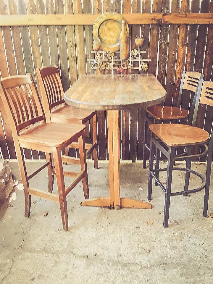 JT Costelloes | restaurant | 518 Bruns Ln, Springfield, IL 62702, USA | 2176792046 OR +1 217-679-2046