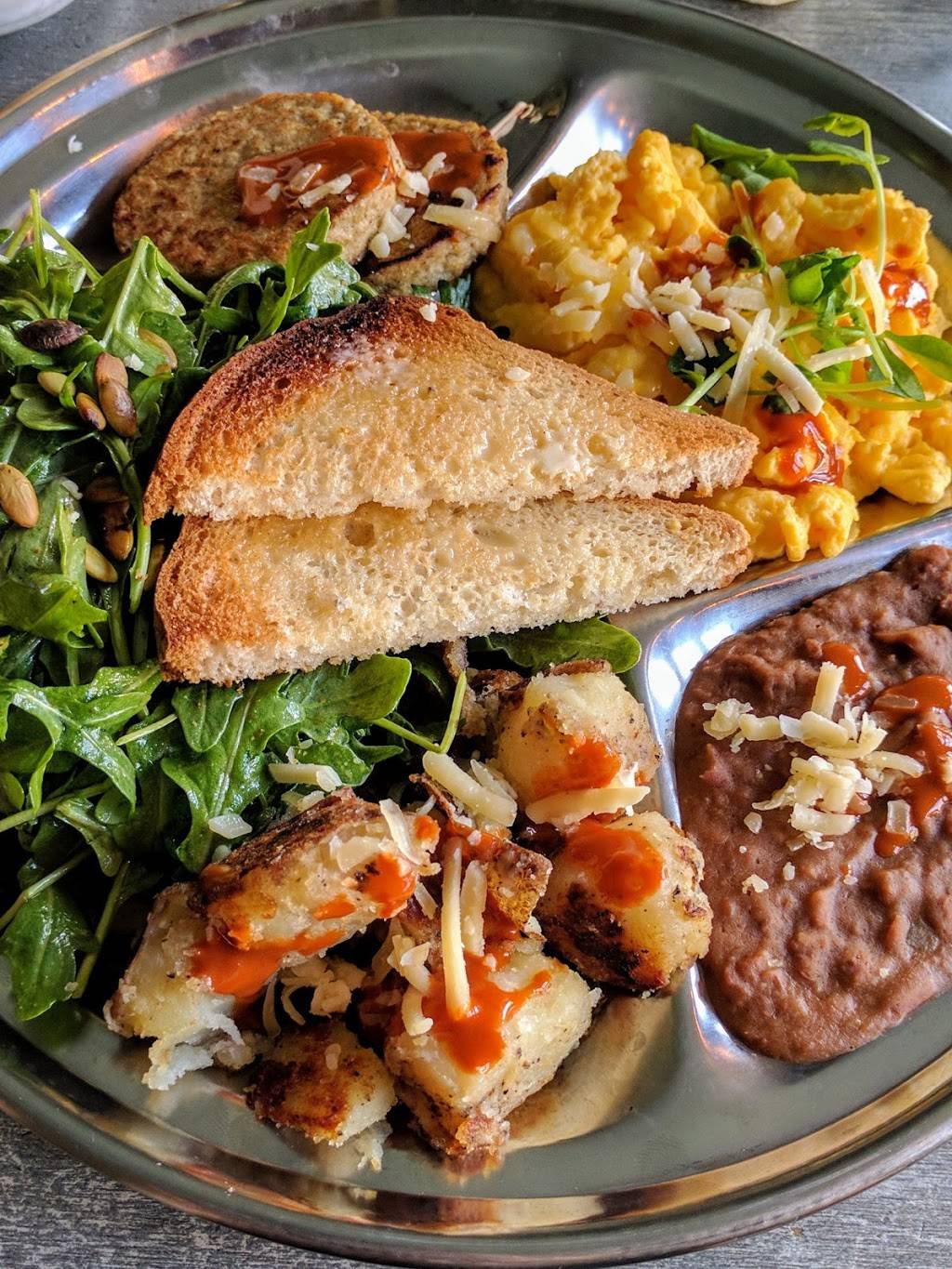 E.L.Ruddy | restaurant | 1371 Dundas St W, Toronto, ON M6J 1X8, Canada | 6473510423 OR +1 647-351-0423