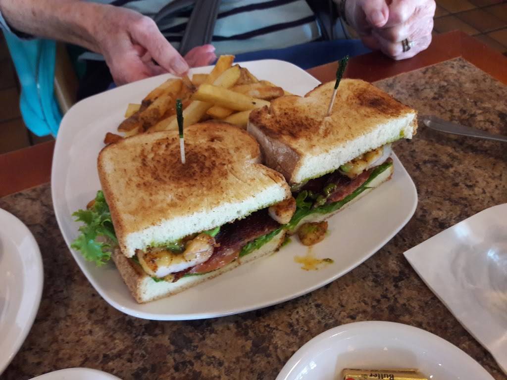 Inn At Pirates Cove Restaurant | restaurant | 4817 Riverside Dr, Galesville, MD 20765, USA | 4108672300 OR +1 410-867-2300