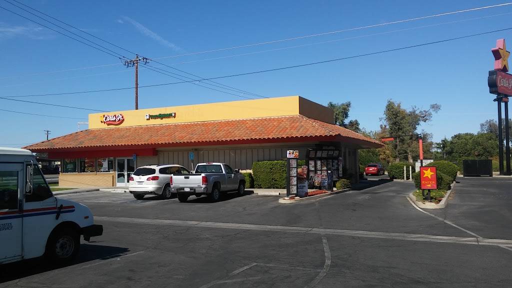 Carls Jr. | restaurant | 301 S Madera Ave, Madera, CA 93637, USA | 5596747863 OR +1 559-674-7863