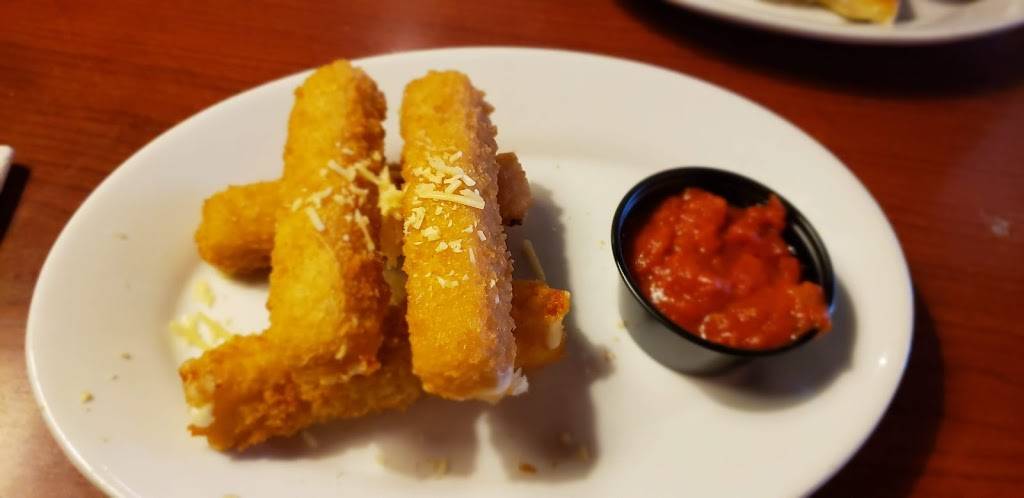 Ruby Tuesday | restaurant | 7331 Broadview Rd, Seven Hills, OH 44131, USA | 2164471662 OR +1 216-447-1662