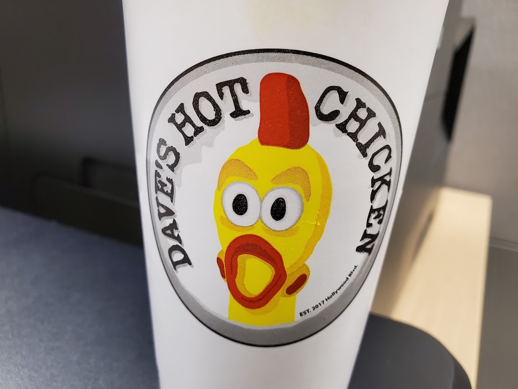 Daves Hot Chicken | restaurant | 42213 Jackson St, Indio, CA 92203, USA | 7602621033 OR +1 760-262-1033