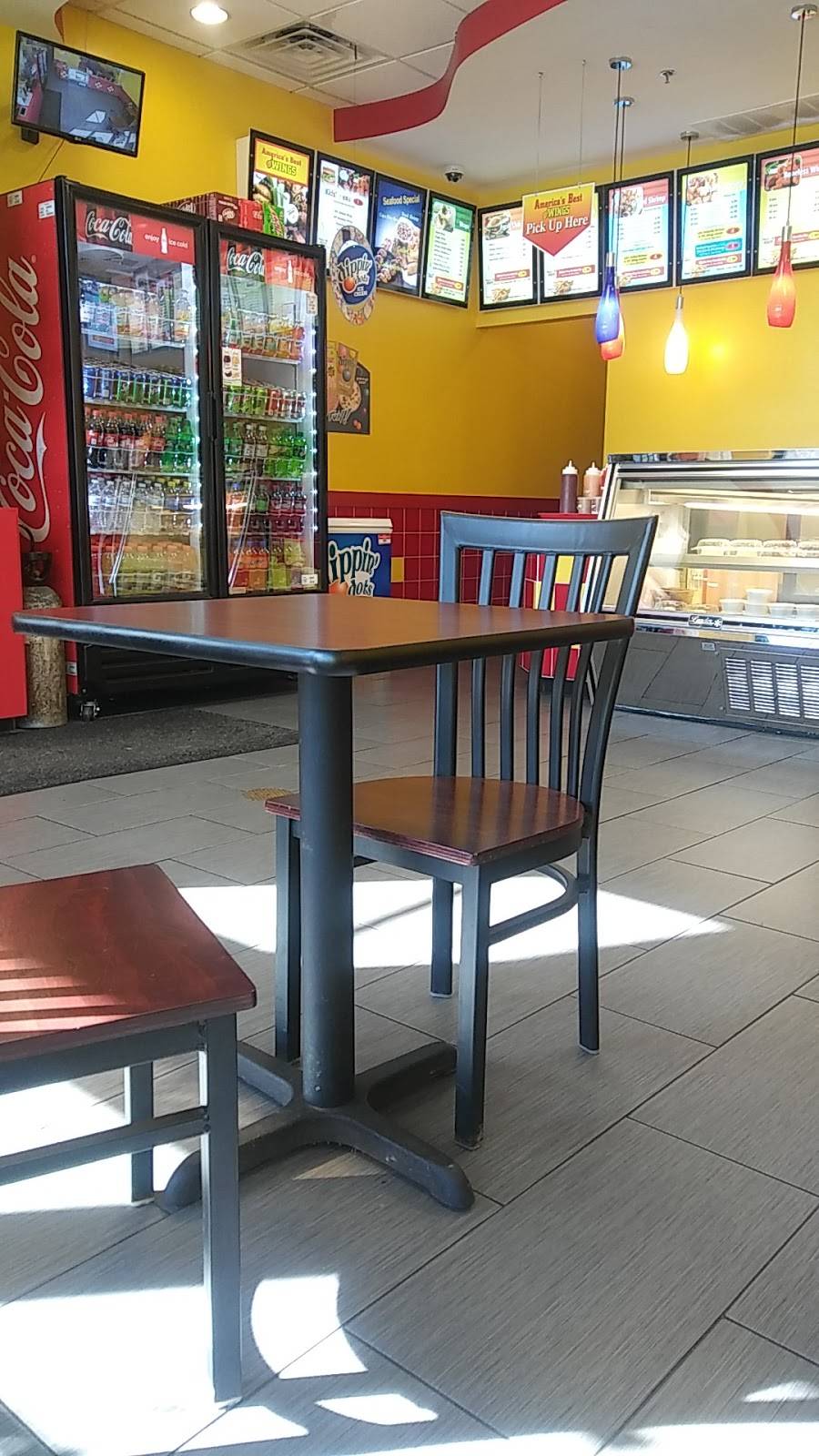 Americas Best Wings | restaurant | 7611 Crain Hwy C110, Upper Marlboro, MD 20772, USA | 3017809464 OR +1 301-780-9464