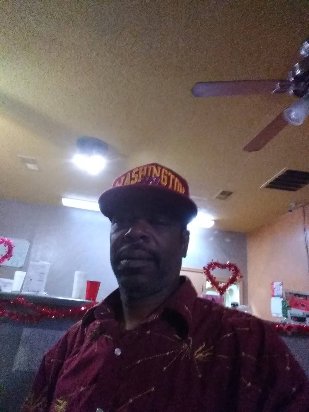 Sensational Wings & Things | restaurant | 9050 Millbranch Rd, Southaven, MS 38671, USA | 6624705939 OR +1 662-470-5939