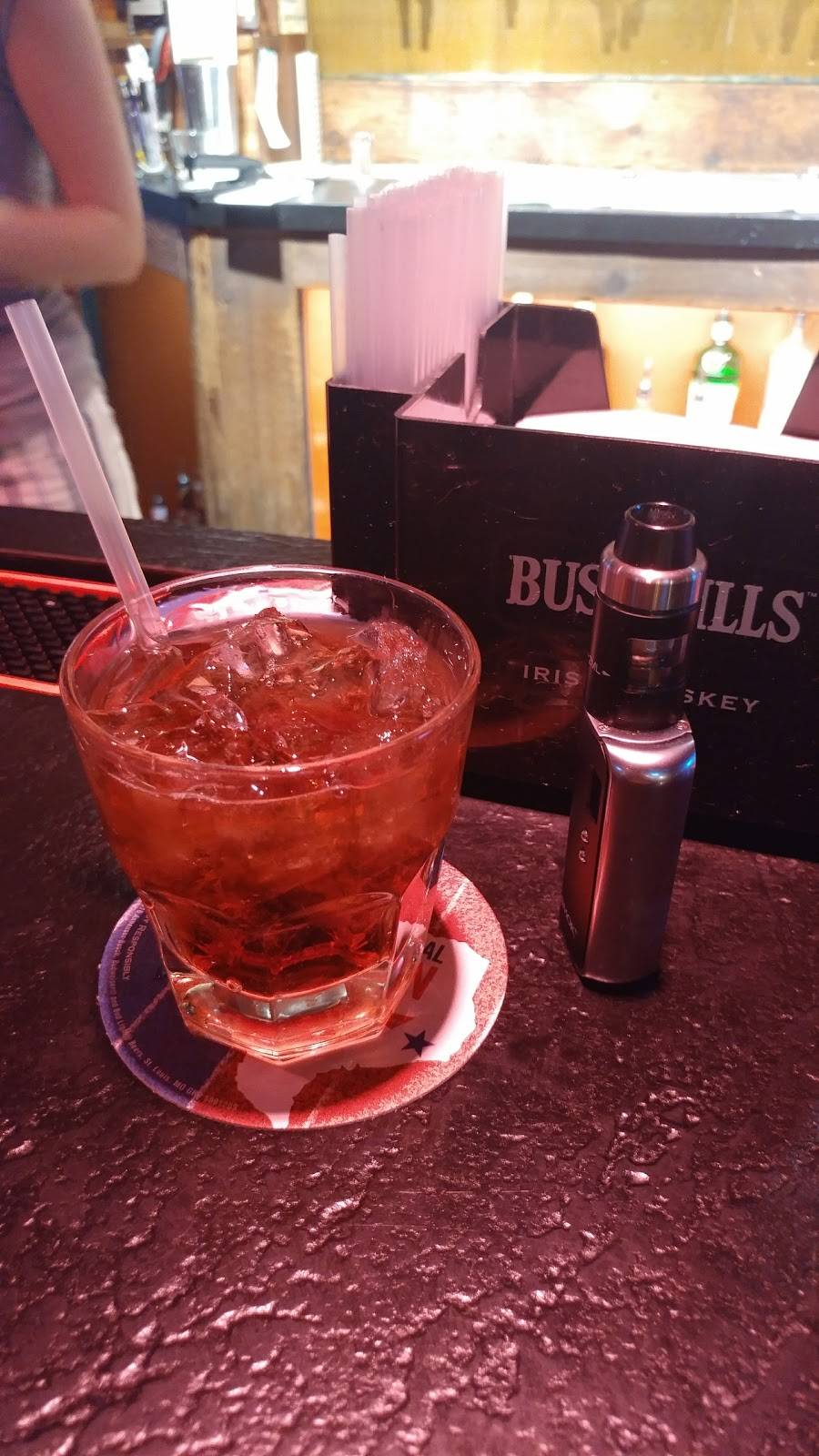 Mollys Pub | restaurant | 11128 Westheimer Rd, Houston, TX 77042, USA | 7137899580 OR +1 713-789-9580