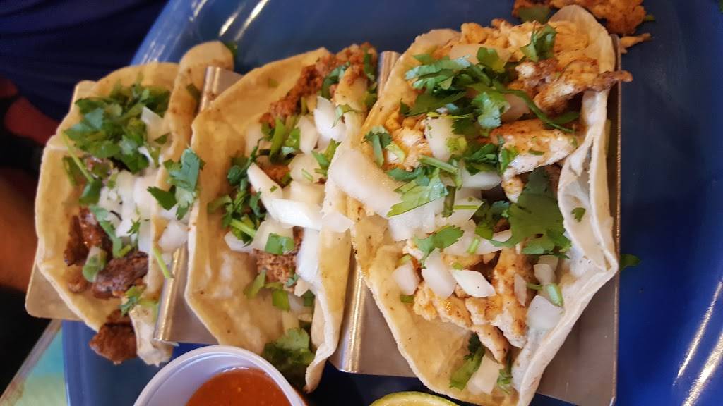 Mr. Tequila Mexican Restaurant | restaurant | 3126 Tamiami Trail N, Naples, FL 34103, USA | 2393048629 OR +1 239-304-8629