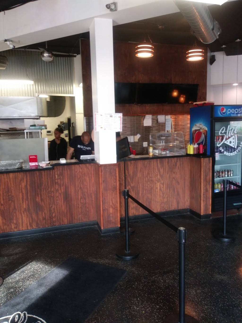 Slice Of Bronzeville | restaurant | 4655 S King Dr, Chicago, IL 60653, USA | 8722447663 OR +1 872-244-7663