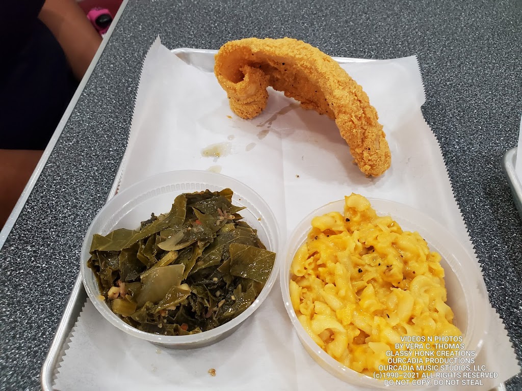 P.S. TWISTED FRIED CHICKEN & WAFFLES | restaurant | N Galleria Dr, Scotchtown, NY 10941, USA | 8456735961 OR +1 845-673-5961