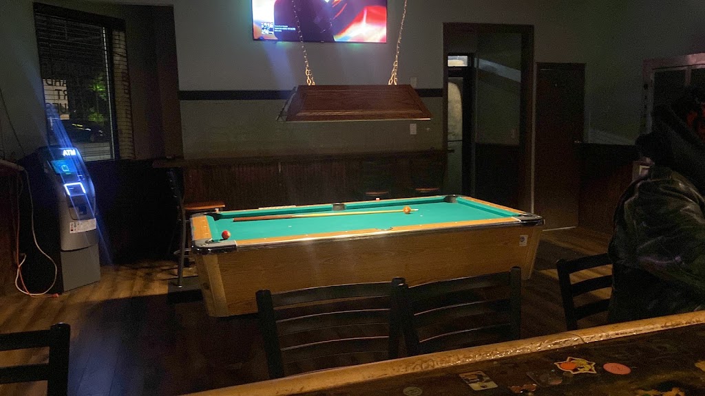 Mandy’s Lounge | restaurant | 4703 Pearl Rd, Cleveland, OH 44109, USA | 2163988066 OR +1 216-398-8066