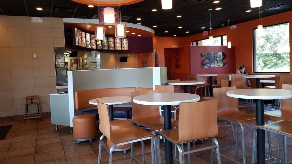 Taco Bell | meal takeaway | 495 Cummings St, Abingdon, VA 24210, USA | 2766763113 OR +1 276-676-3113