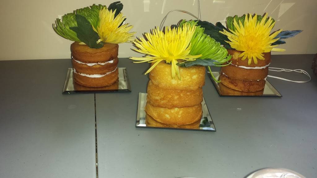 Santias Bakery | restaurant | 3381 Washington St, Boston, MA 02130, USA | 6174774288 OR +1 617-477-4288