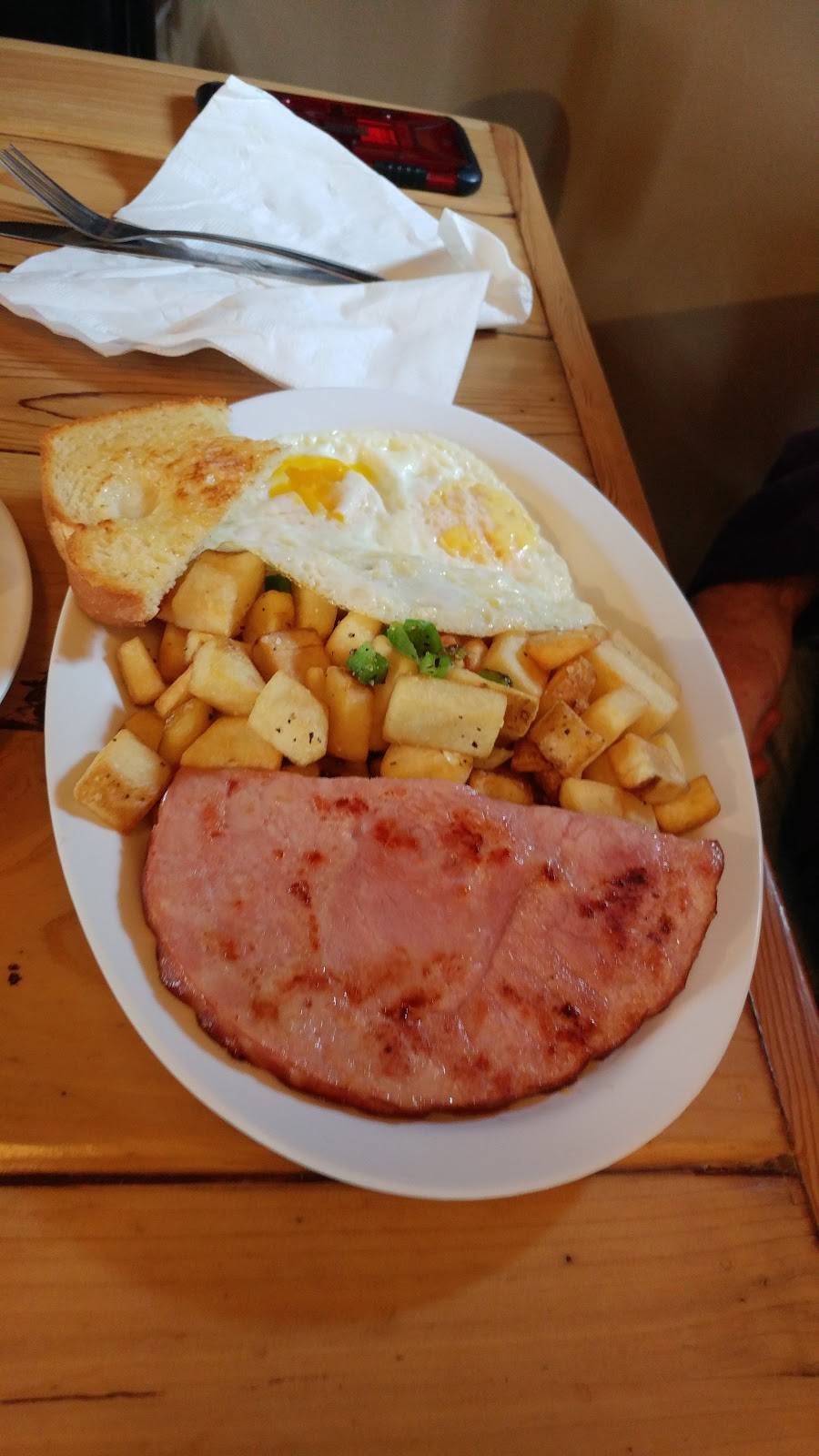 The Cabin Tavern | restaurant | 1749 Olympic Hwy S, Shelton, WA 98584, USA | 3608682305 OR +1 360-868-2305