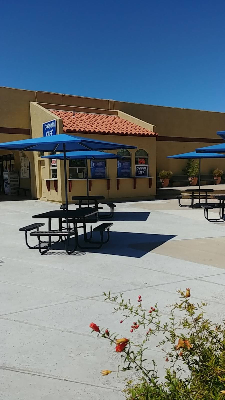 Continental Cafe | restaurant | 216 W Continental Rd, Green Valley, AZ 85622, USA | 5202623727 OR +1 520-262-3727